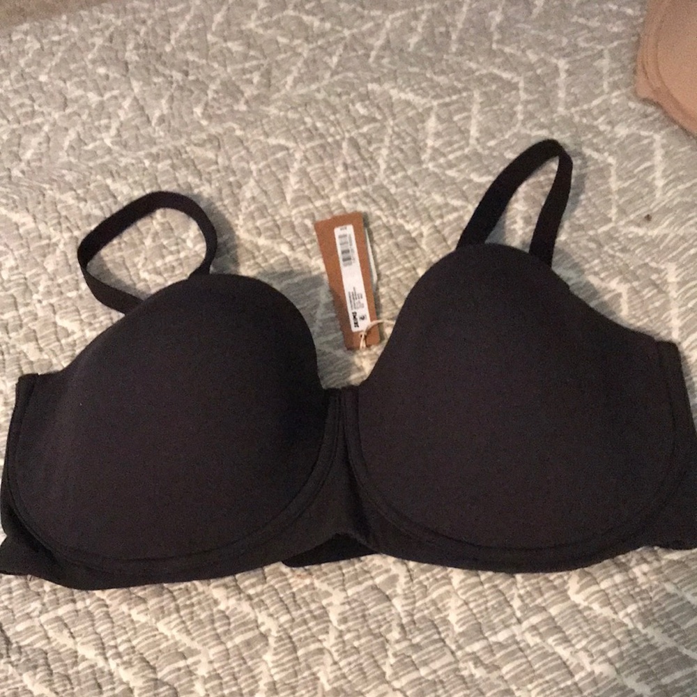 Black Fits everybody strapless bra- Comfortable Everyday Support
